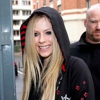 Avril Lavigne outside NRJ Radio Studios photos | Picture 77963